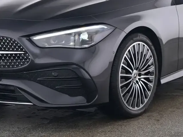 Mercedes-Benz CLE 200