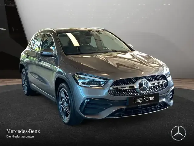Mercedes-Benz GLA 250