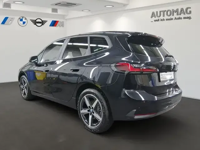 BMW 223