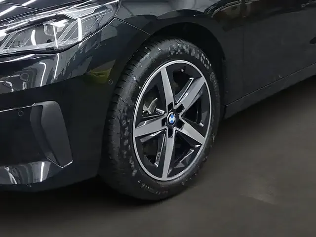 BMW 223