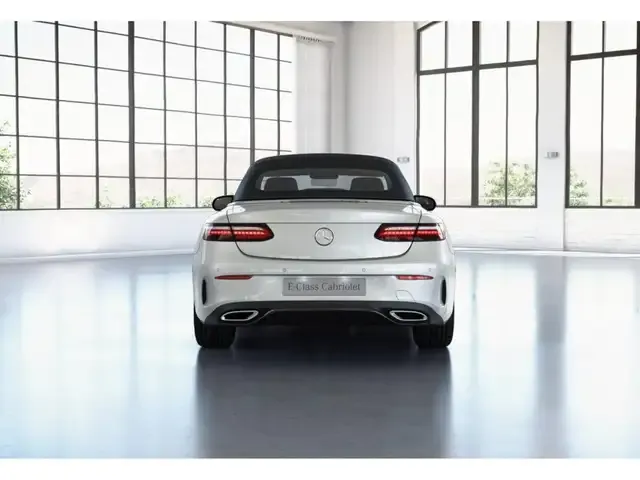 Mercedes-Benz E 200