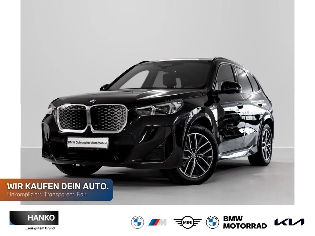 BMW iX1
