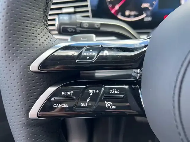 Mercedes-Benz GLS 450