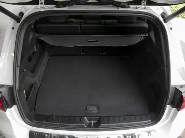 Mercedes-Benz EQB 350