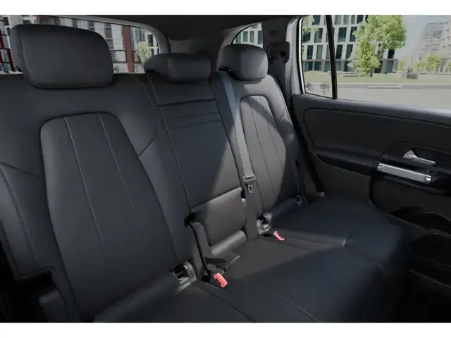 Mercedes-Benz EQB 350