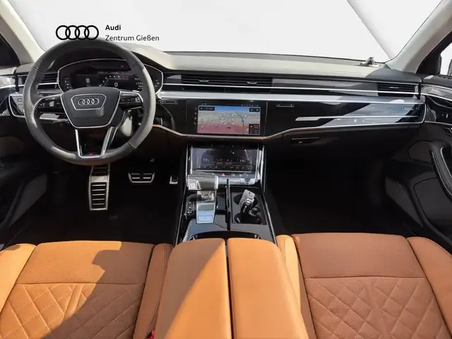 Audi S8