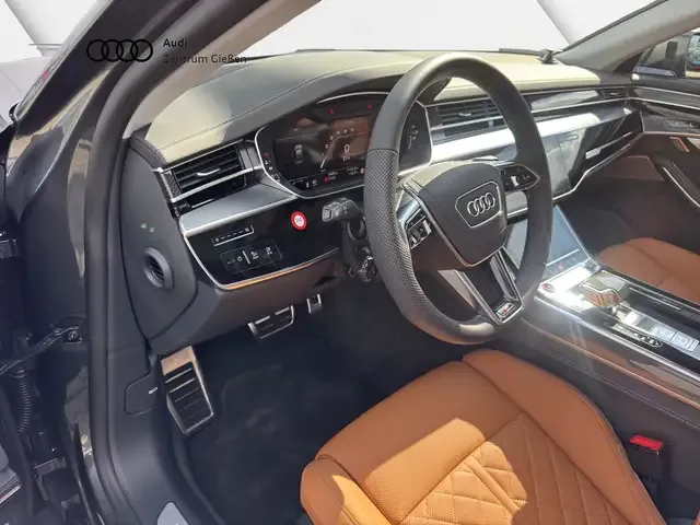 Audi S8