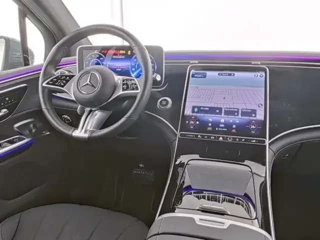 Mercedes-Benz EQE SUV