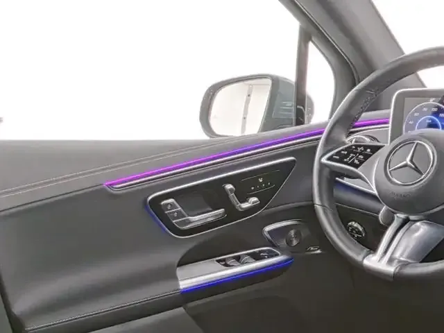 Mercedes-Benz EQE SUV