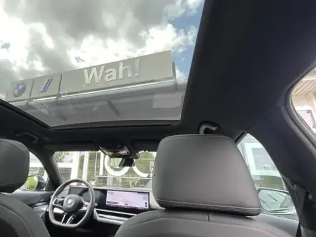 BMW i5