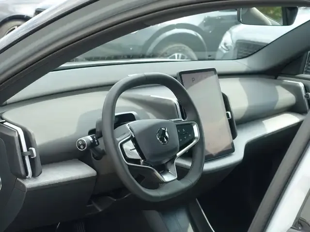 Volvo EX30