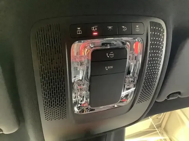 Mercedes-Benz EQB 300