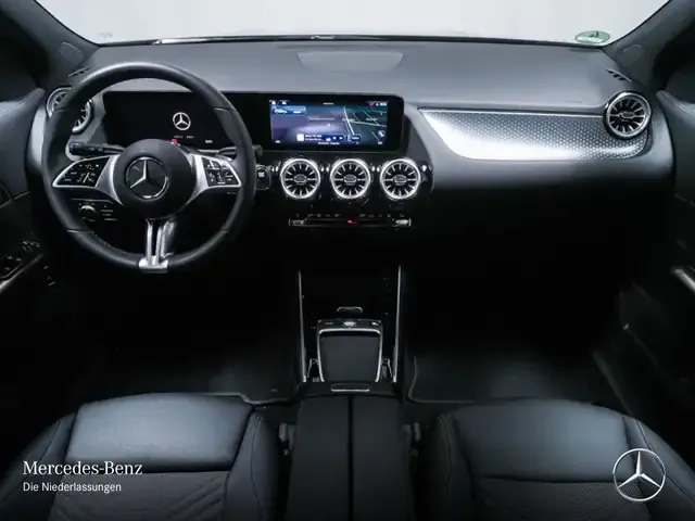 Mercedes-Benz EQA 300