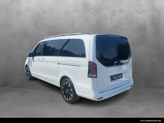 Mercedes-Benz V 220