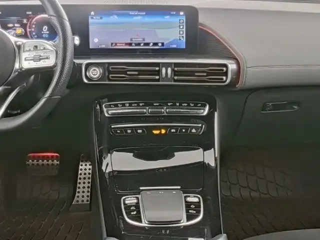 Mercedes-Benz EQC 400