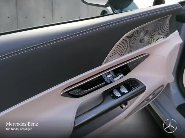 Mercedes-Benz SL 63 AMG