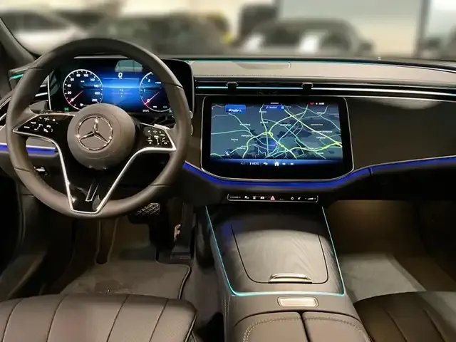 Mercedes-Benz E 220