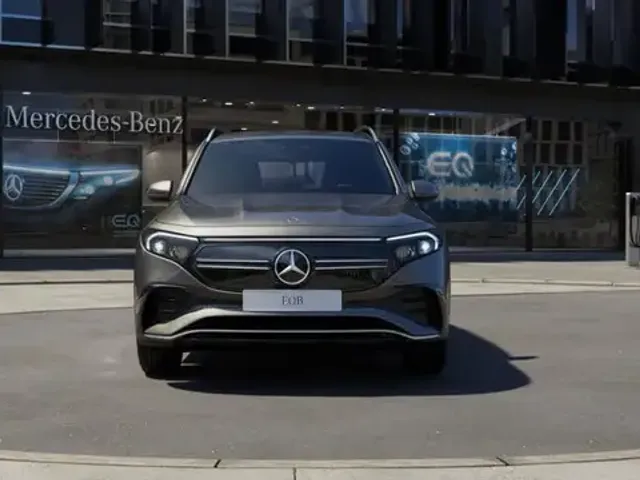Mercedes-Benz EQB 300