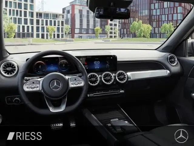 Mercedes-Benz EQB 300