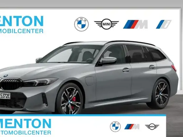 BMW 330