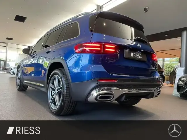 Mercedes-Benz GLB 200