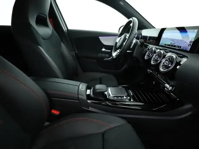 Mercedes-Benz A 45 AMG