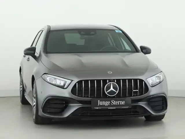 Mercedes-Benz A 45 AMG