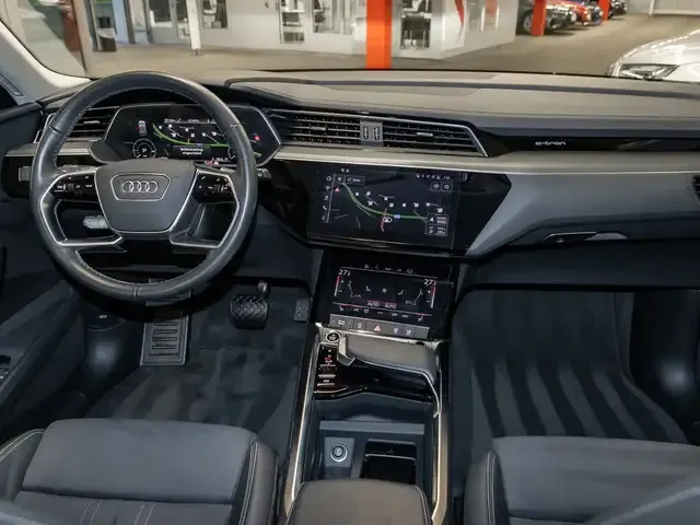 Audi Q8 e-tron