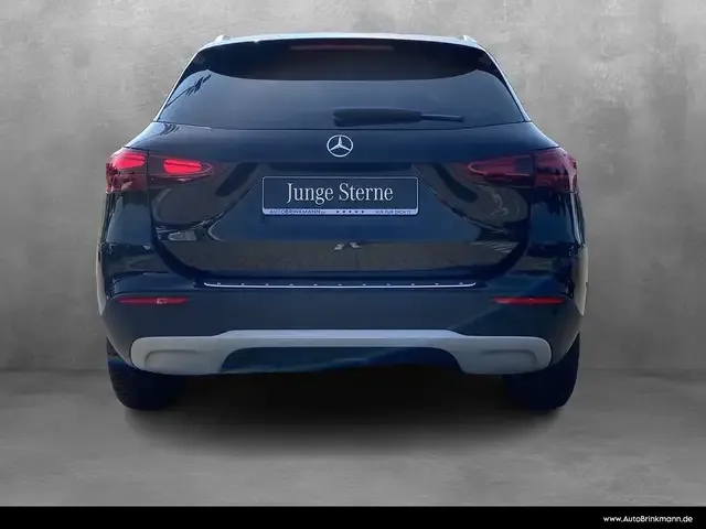 Mercedes-Benz GLA 180