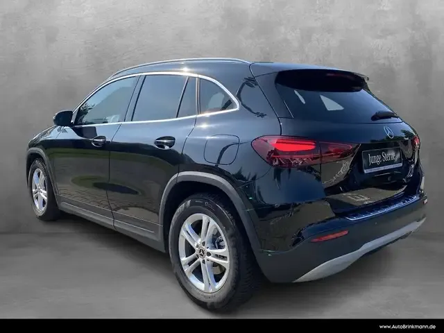 Mercedes-Benz GLA 180