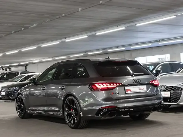 Audi RS4