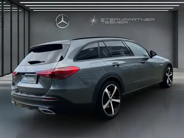 Mercedes-Benz C 220