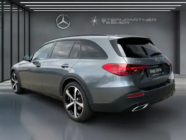 Mercedes-Benz C 220