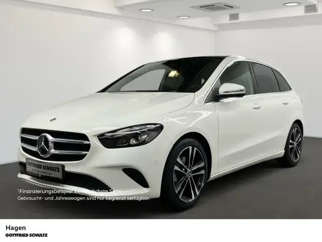 Mercedes-Benz B 180