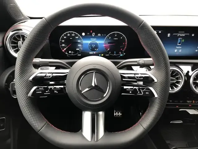 Mercedes-Benz CLA 220