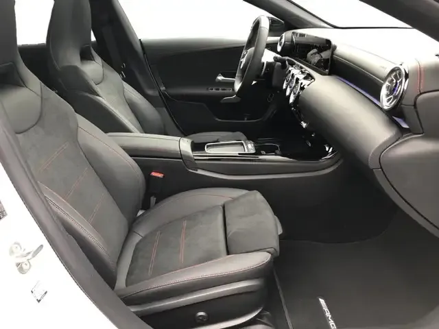 Mercedes-Benz CLA 220