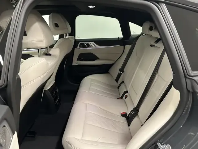BMW 440