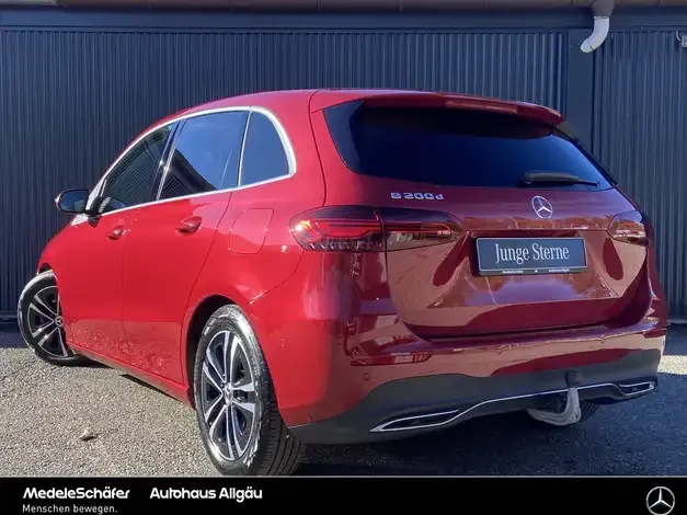 Mercedes-Benz B 200