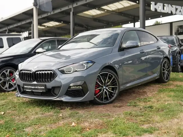 BMW 220