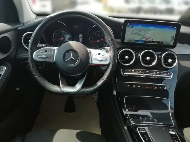 Mercedes-Benz GLC 200