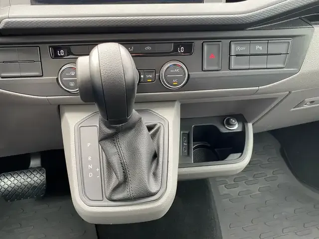 Volkswagen T6.1 Caravelle