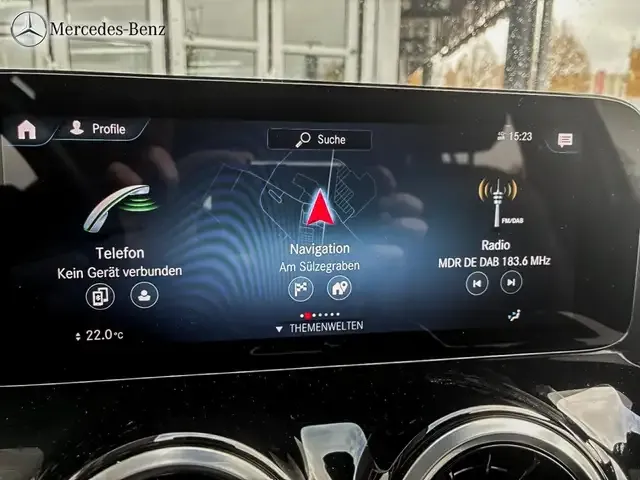 Mercedes-Benz GLA 220