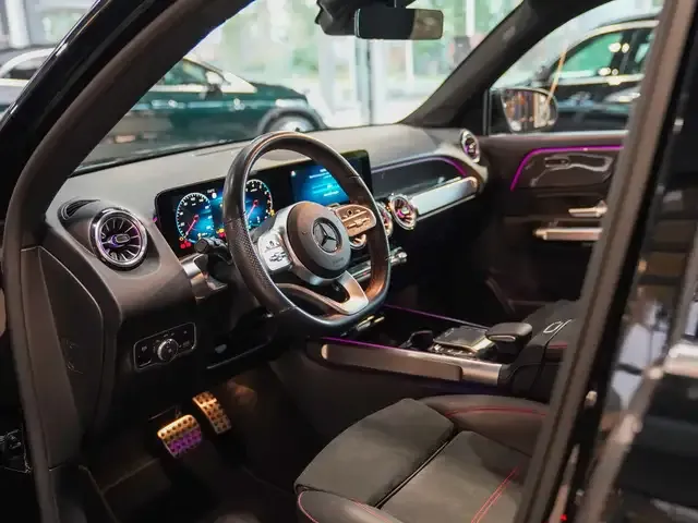 Mercedes-Benz GLB 200