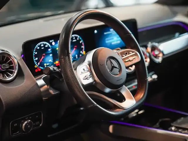 Mercedes-Benz GLB 200