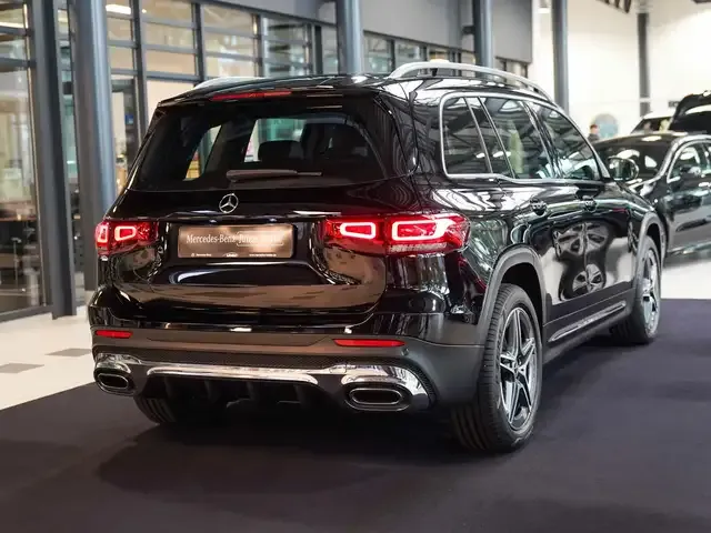 Mercedes-Benz GLB 200