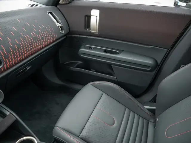 MINI John Cooper Works Countryman