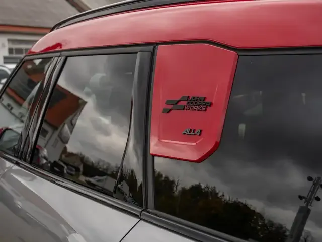 MINI John Cooper Works Countryman