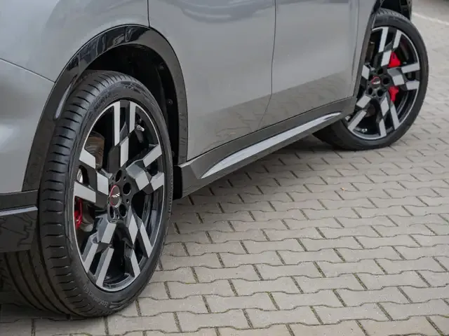MINI John Cooper Works Countryman