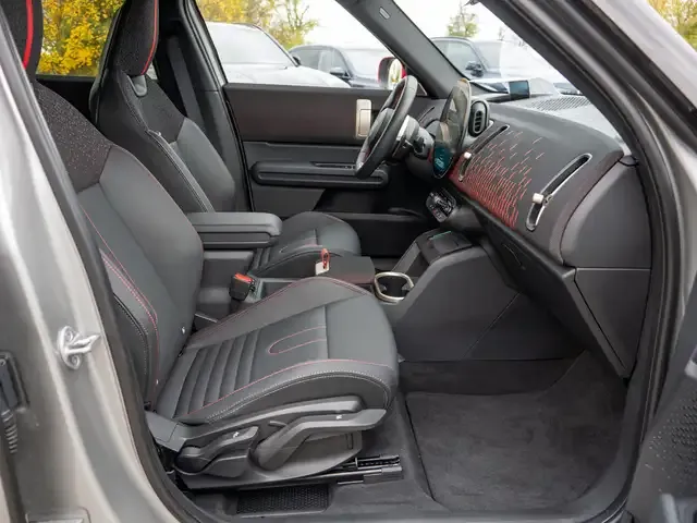 MINI John Cooper Works Countryman
