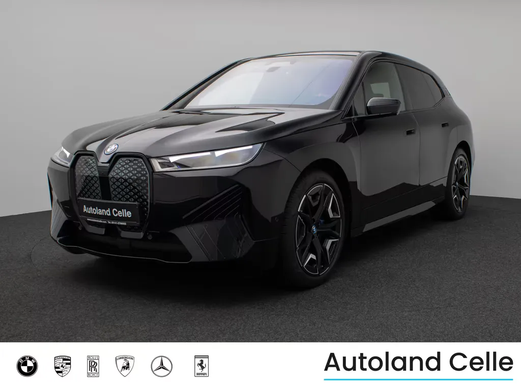 BMW iX
